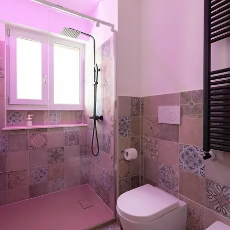 Roma Apartment Apartment *